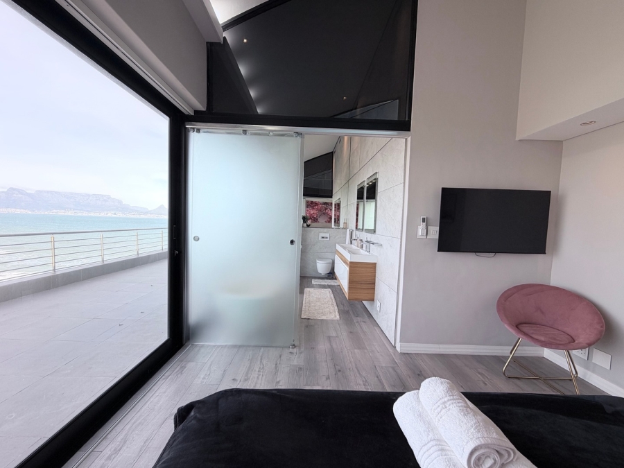 3 Bedroom Property for Sale in Beachfront Western Cape